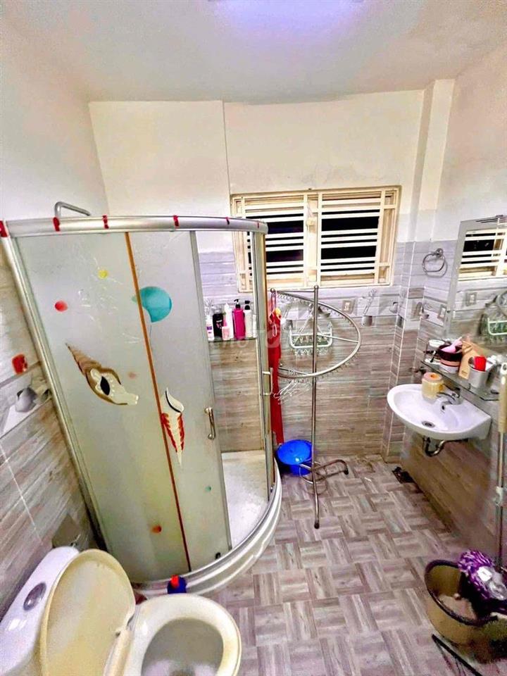 SIÊU PHẨM 5 TẦNG NGUYỄN VĂN LUÔNG NGAY TRUNG TÂM QUẬN 6 CHƯA TỚI 5 TỶ
