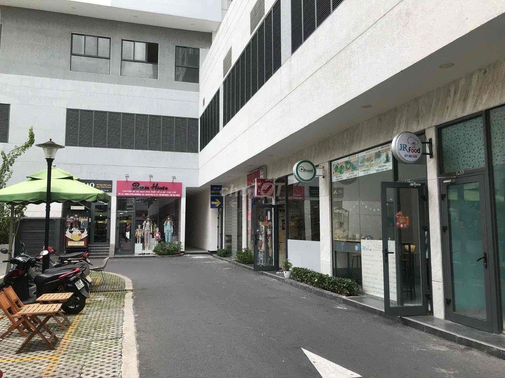 shophouse tầng trệt, có toilet riêng, giá 10 triệu