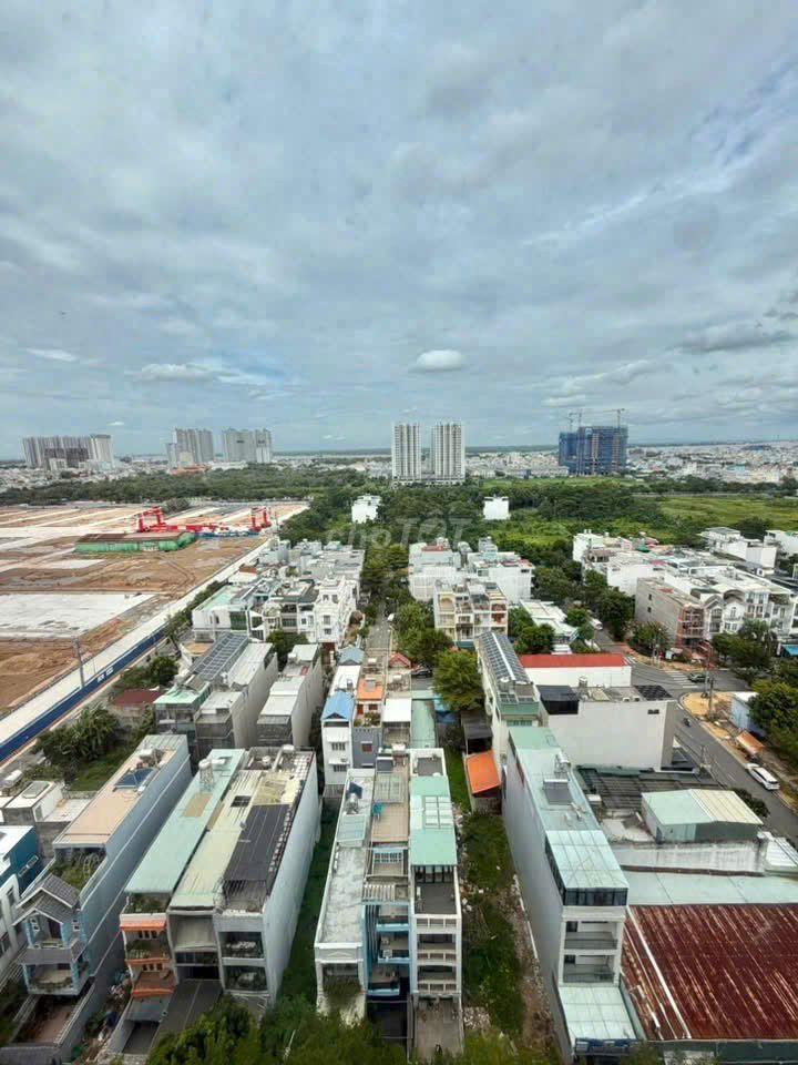 Cho thuê căn hộ Penthouse sân vườn,đã decord,có nội thất,Giá thuê 15tr