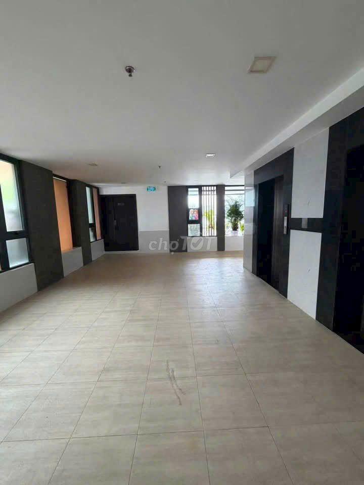 Cho thuê căn hộ Penthouse sân vườn,đã decord,có nội thất,Giá thuê 15tr