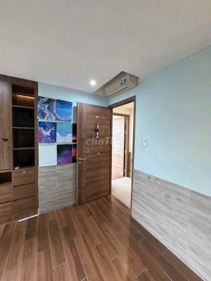 Cho thuê căn hộ Penthouse sân vườn,đã decord,có nội thất,Giá thuê 15tr