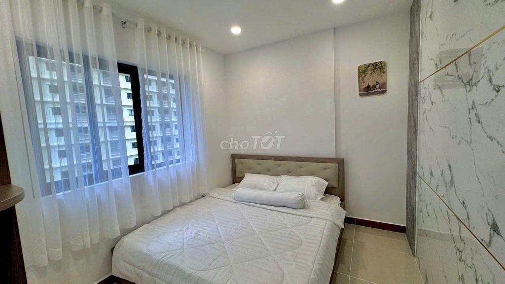 Cần cho thuê căn 2PN-2WC Era B4 ,Giá Thuê 11tr 