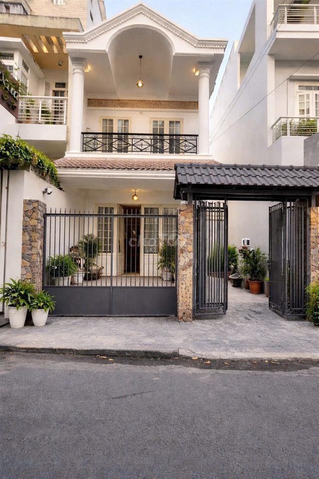 Chủ cần bán nhanh nhà hẻm Huỳnh Tấn Phát