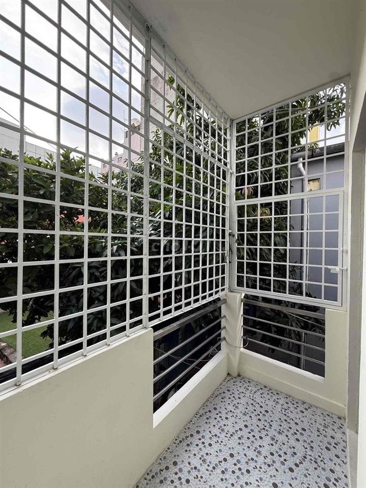 Bán nhà hẻm 645, hẻm 3m cách đường Trần Xuân Soạn 30m