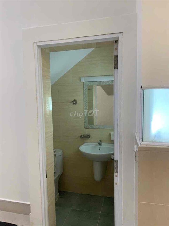 Nhà Nhà 1 Trệt 3 Lầu 4 PN 4x18m Mặt Tiền 51 Dường số 3 Phường Tân Hưng