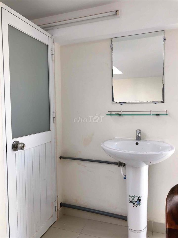 1 phòng ngủ full nội thất chỉ tính điện nước chỉ nhận nữ
