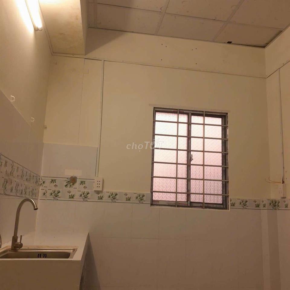 Cho thuê phòng giá chỉ 2tr tại Quận 7