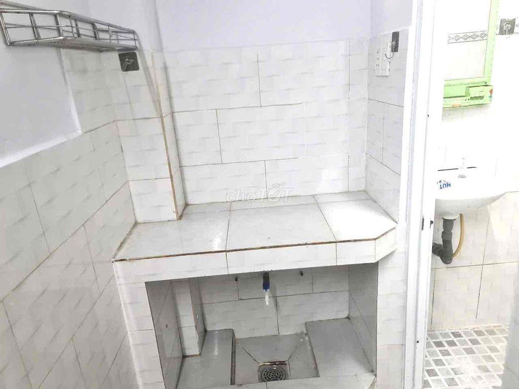 🏠 CHO THUÊ PHÒNG TRỌ GIÁ RẺ – QUẬN 7 🏠( Miễn môi giới)