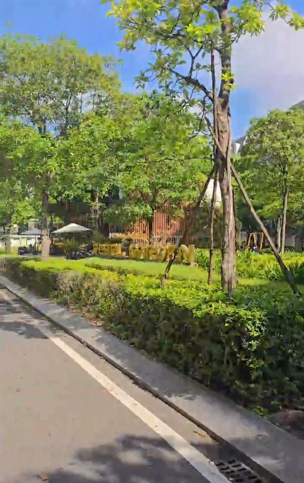 Bán nhà đường 37, khu Đông Nam, Vạn Phúc