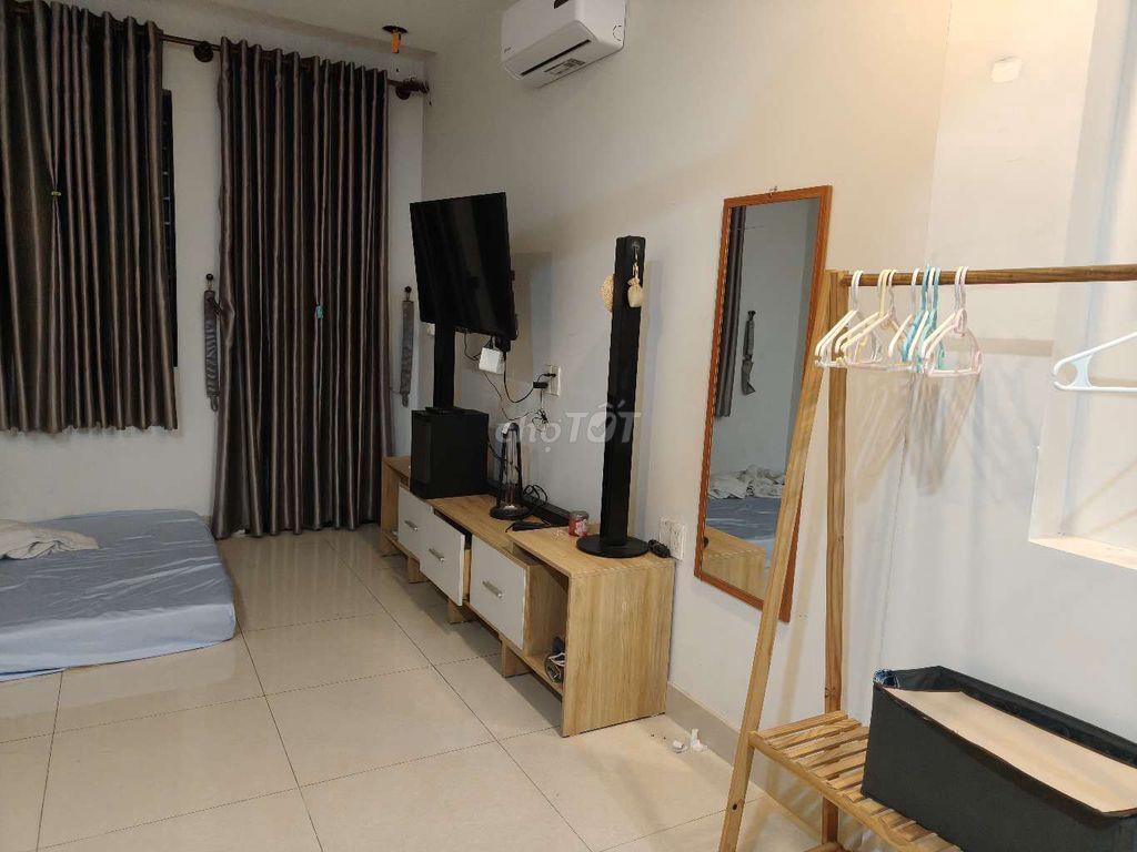 TÂN BÌNH Cho thuê phòng trọ bạn công siêu thoáng