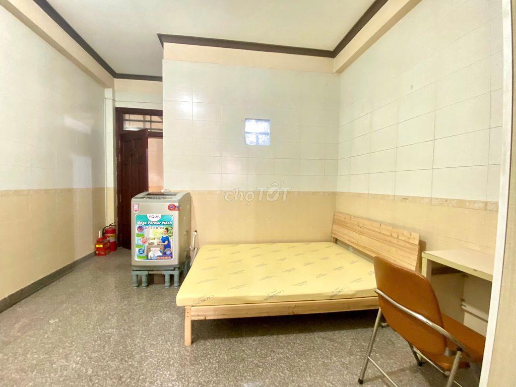 Phòng Trọ CHDV Full nội thất 30m2 gần Bành Văn Trân CMT8 Quận Tân Bình