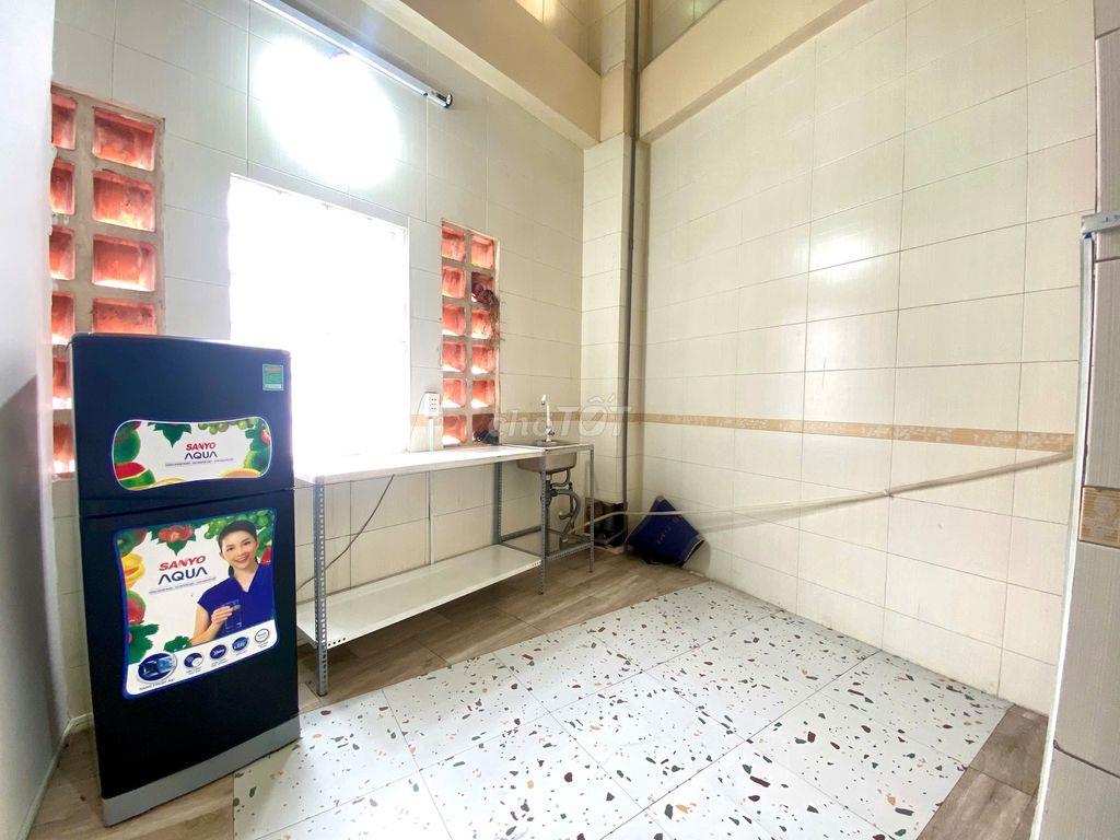 Phòng Trọ CHDV Full nội thất 30m2 gần Bành Văn Trân CMT8 Quận Tân Bình