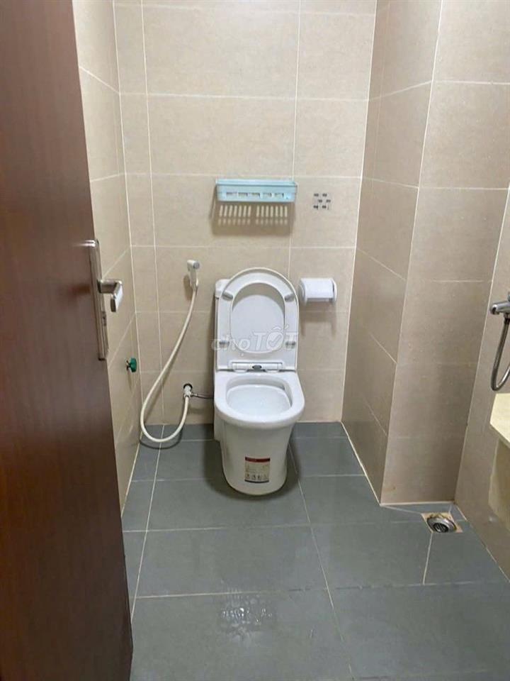 Căn 3p ngủ- Carillon 2, Trịnh Đình Thảo giá 10tr/tháng