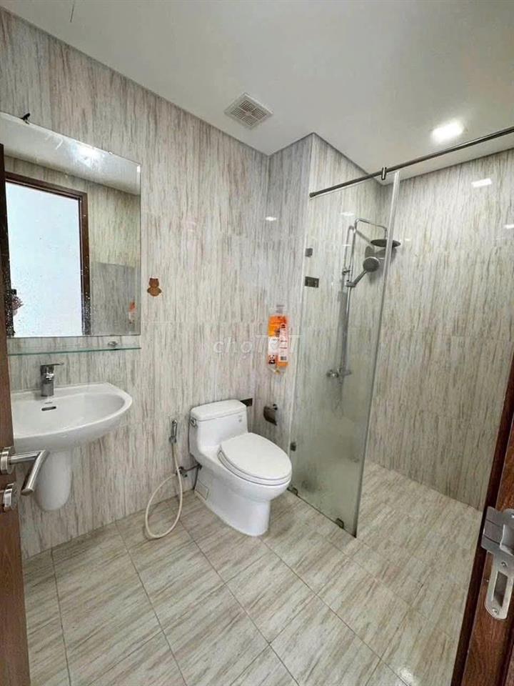 Cho thuê C/c Âu Cơ Tower-Tân Phú, 3PN, 97m2, ko nội thất giá 10 tr/th.
