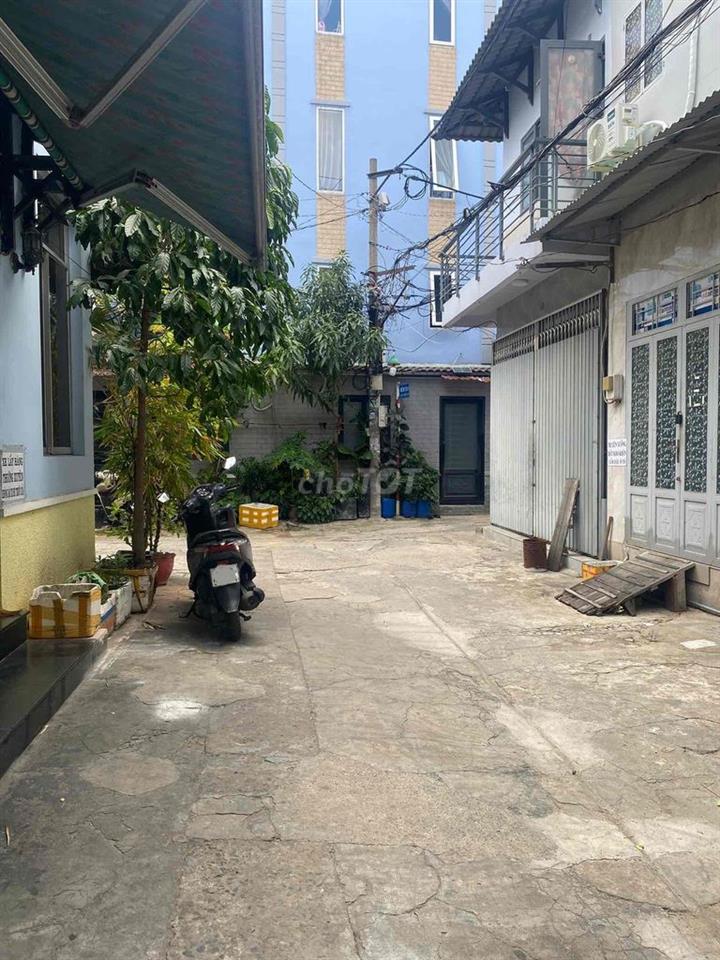 Bán nhà hẻm xe hơi đường Tân Sơn Nhì, quận Tân Phú cũ, diện tích sàn 1