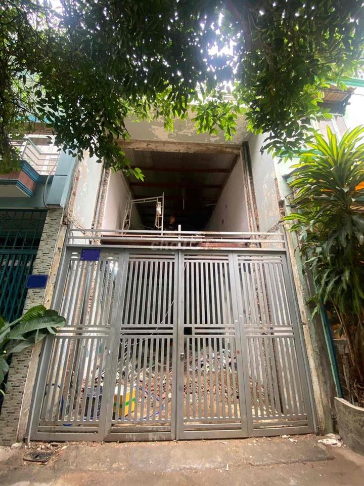 Bán nhà hẻm lớn nhất đường Lê Văn Phan, 40m2, 4m*10m, 6 tỷ.