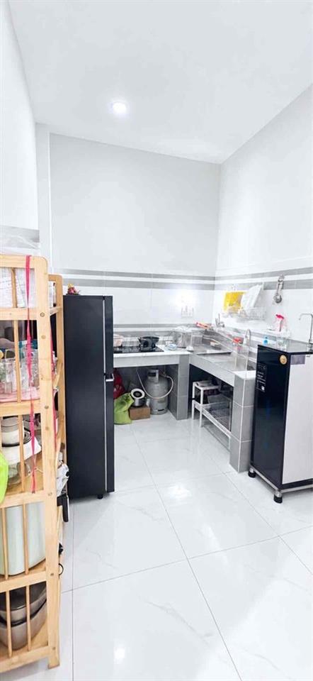 NHÀ NỞ HẬU GIÁP BÀU CÁT, 65M2, CHỈ 5.X TỶ.