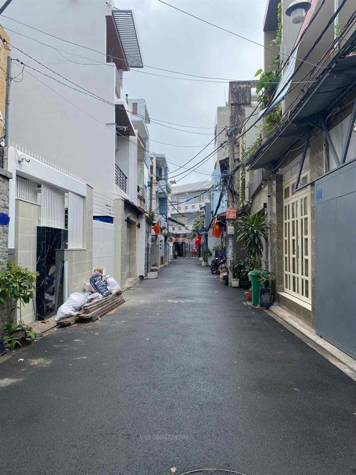 NHÀ NỞ HẬU GIÁP BÀU CÁT, 65M2, CHỈ 5.X TỶ.