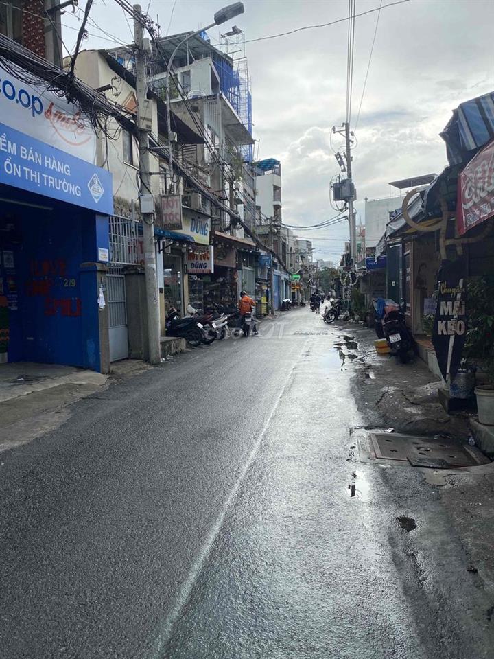 Nhỉnh 6 tỷ có dòng tiền 25tr/tháng đường bành văn trân