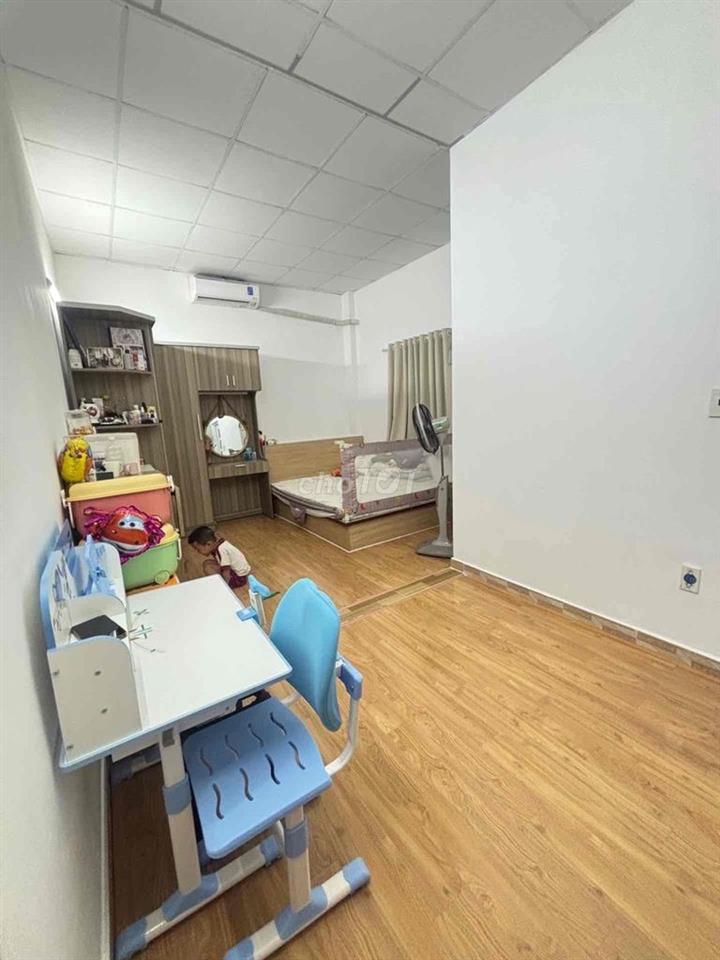 BÁN NHÀ HXH GÒ DẦU, 55M2, 2 LẦU, CHỈ 5 TỶ.