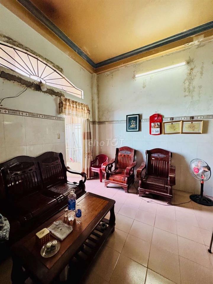 🔥 2 MT HẺM ÔTÔ – VF3 ĐỖ CỬA – GẦN ĐH CÔNG THƯƠNG – KINH DOANH TỐT