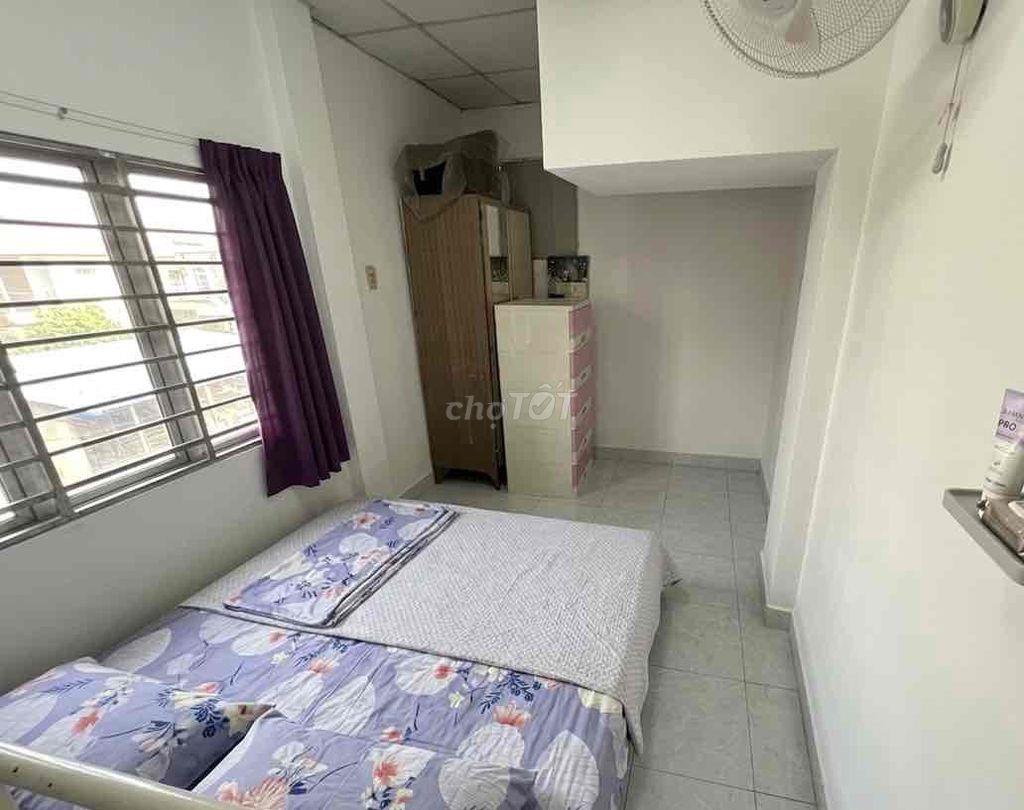💥GẤP BÁN NHÀ NHỈNH 2 TỶ-NGAY ĐẦM SEN-2 TẦNG-XÂY KIÊN CỐ NHƯ MỚI