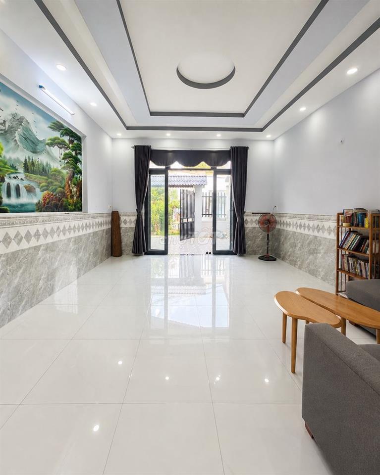 🔥 CHỈ 2 TỶ 1  – NHÀ ĐẸP VÀO Ở NGAY, SỔ RIÊNG, SÂN TRƯỚC RỘNG