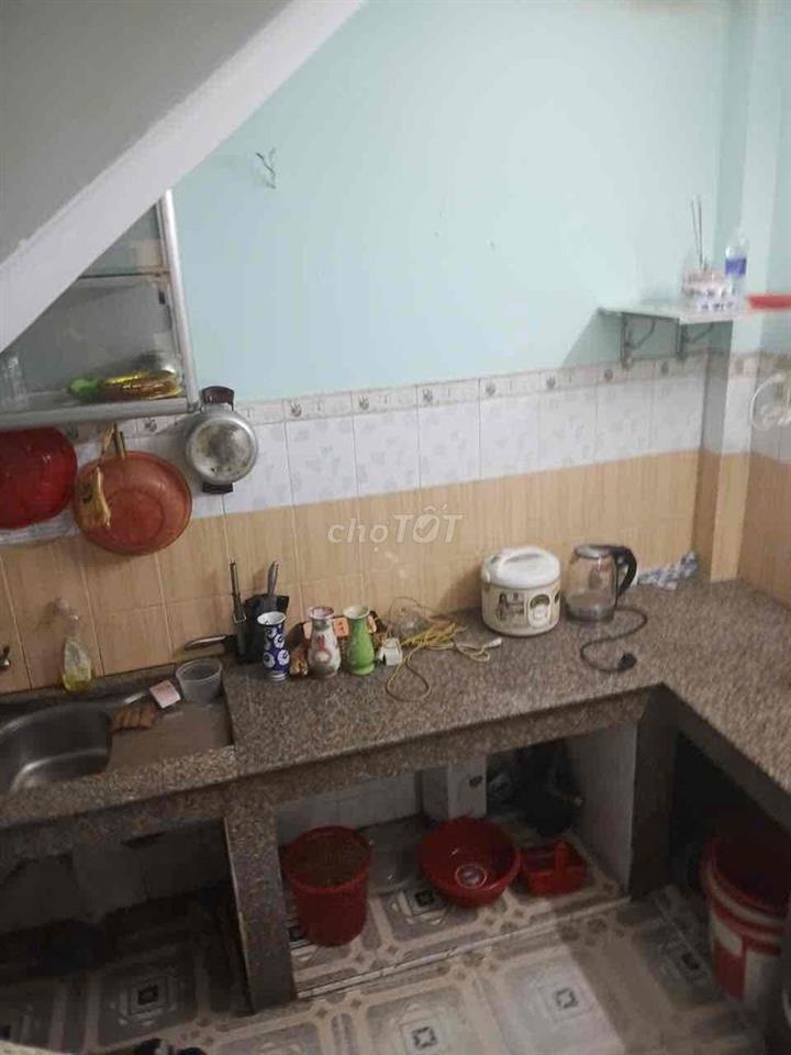 Đăng dùm cho thuê Nhà trong hẻm quận Tân Phú 3 lầu 3 phòng + 3wc