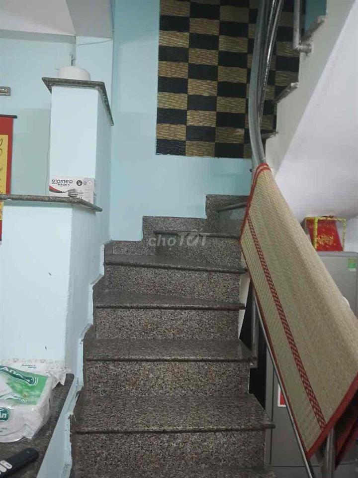 Đăng dùm cho thuê Nhà trong hẻm quận Tân Phú 3 lầu 3 phòng + 3wc