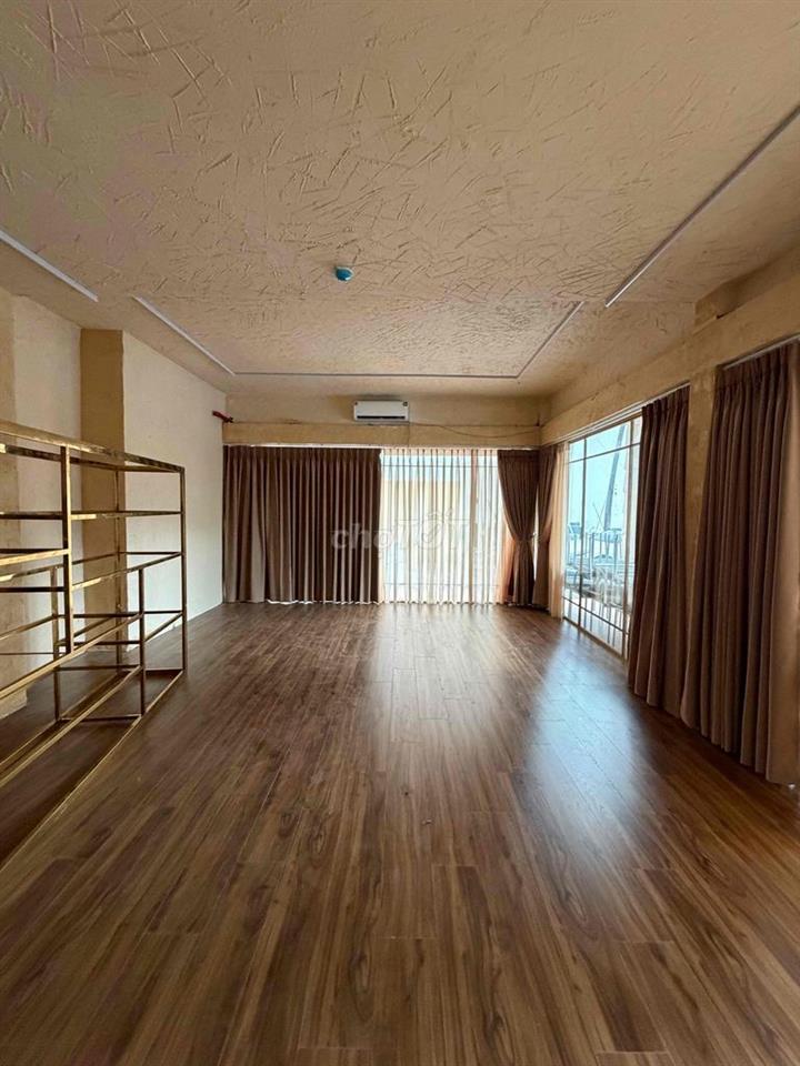 Cho Thuê mặt bằng góc 2MT