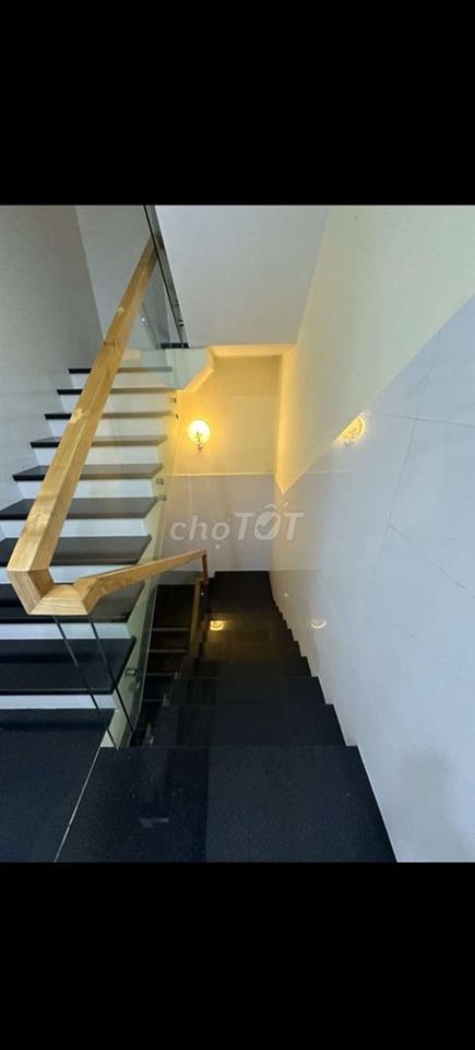 cho thuê phòng trọ giá rẻ sát đại học Công thương