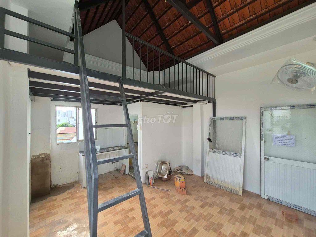 Phòng ngay trục đườn Trường Chinh thuận tiện di chuyển qua Công Thương