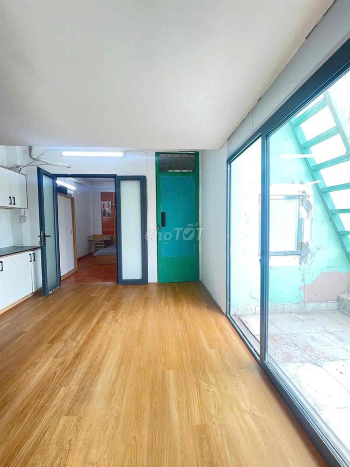 Phòng nằm ngay trung tâm Tân Bình ở được 4 người