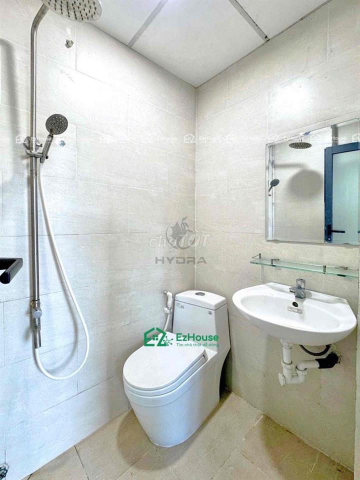Phòng Nằm Ngay Trung Tâm Tân Phú Thuận Tiện di chuyển