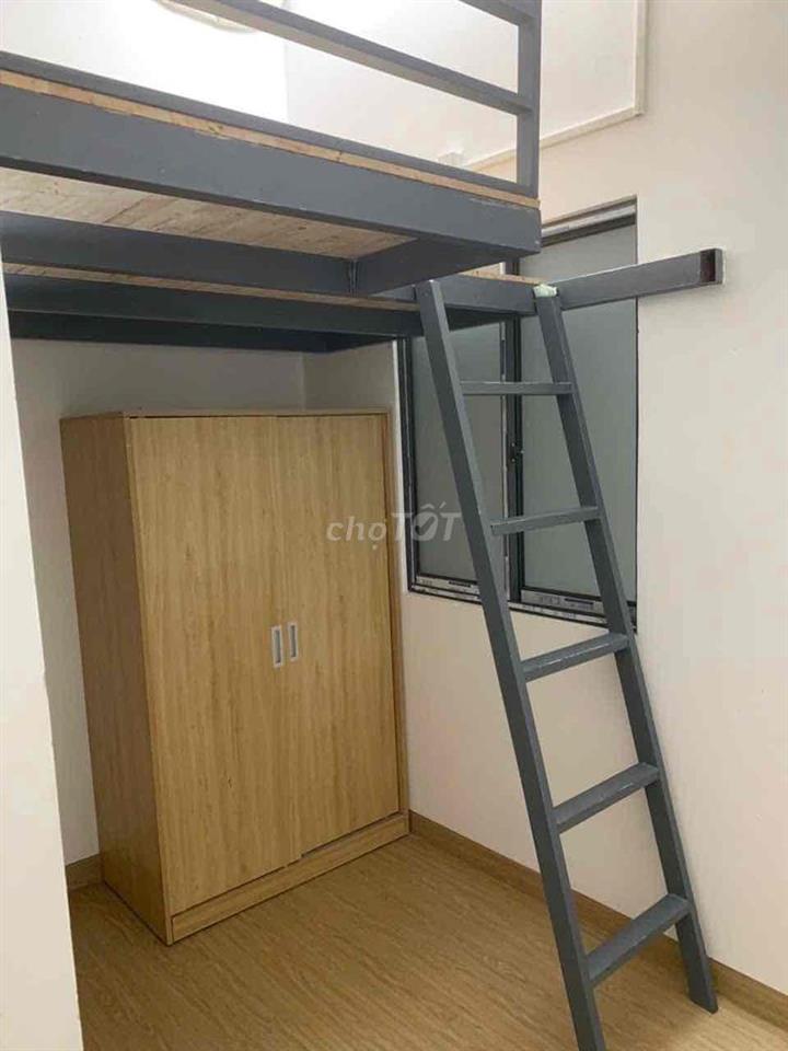 Phòng Nằm Ngay Trung Tâm Tân bình Thuận Tiện Di Chuyển
