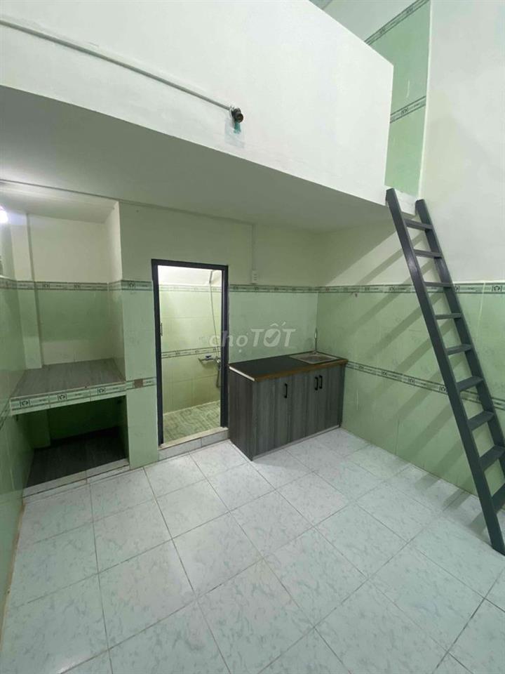 🔥 Trọ Dãy Ngay Chân Cầu Bưng - Gác Cao 2m5