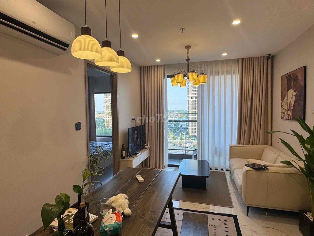 Thua Đá banh ra đi nhanh 2PN ngay Vincom Mega mall sẵn Hd thuê 10tr