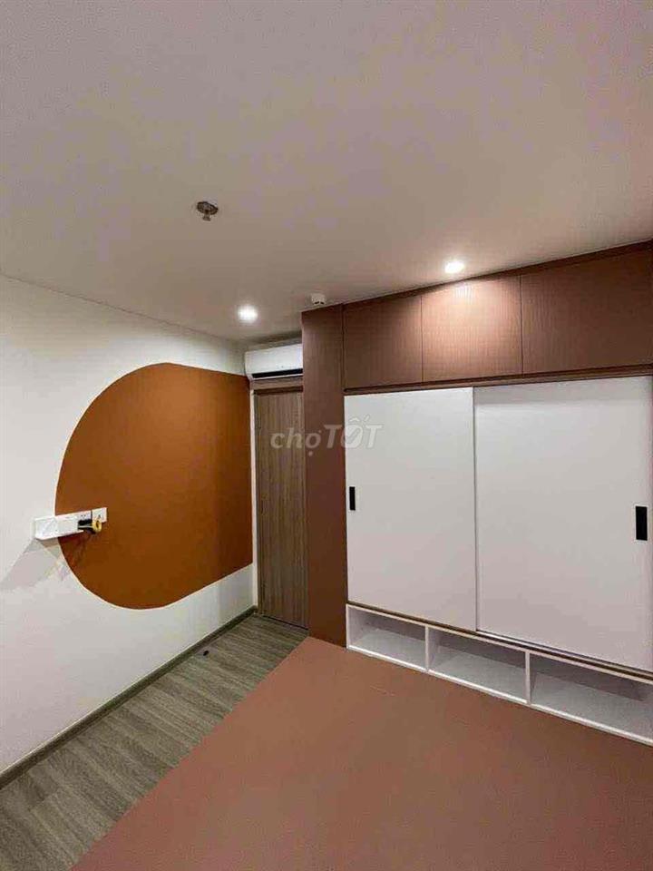 về quê theo gia đình cần bán 2pn2wc view hồboi sẵn hd thuê 10tr/ tháng