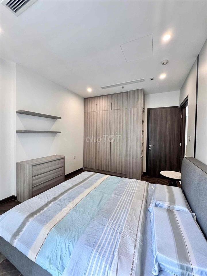 Ngộp bank bán gấp The Opus One 2PN 80m2 full Nội thất, sẵn hd thuê20tr