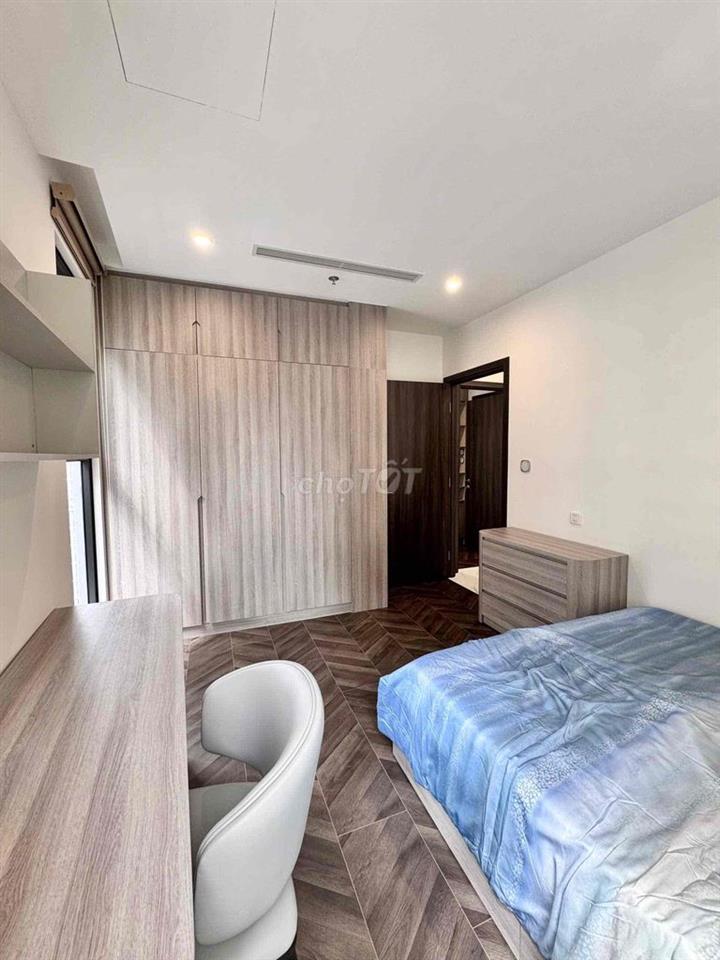 Ngộp bank bán gấp The Opus One 2PN 80m2 full Nội thất, sẵn hd thuê20tr