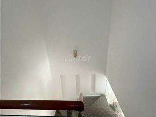 Nhà Góc 2 MT HXH Ngay VinCom Lê Văn Việt - 6 Tỷ 1