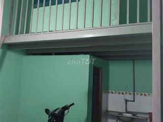 bán nhà có gách lửng 45m2 +thêm 3 phong trọ riêng biệt