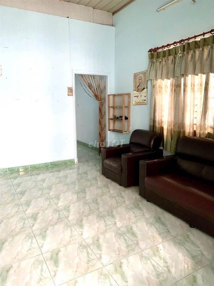 BÁN NHÀ NỞ HẬU. VỊ TRÍ ĐẸP. GẦN BỆNH VIỆN, GẦN TRƯỜNG HỌC CẤP 1-2-3.