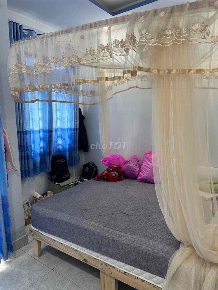 cho thuê nhà nguyên căng đường Tam Bình, TPHCM, dtsd:120m2, 2pn, 2wc