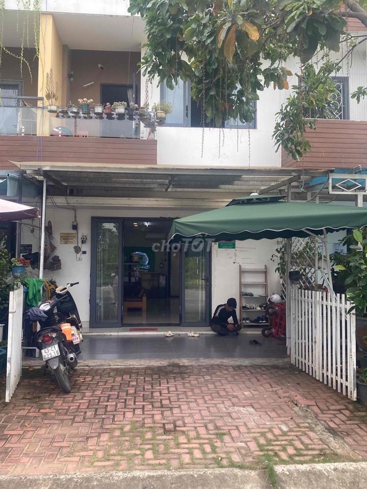 cho thuê tầng trệt làm văn phòng .