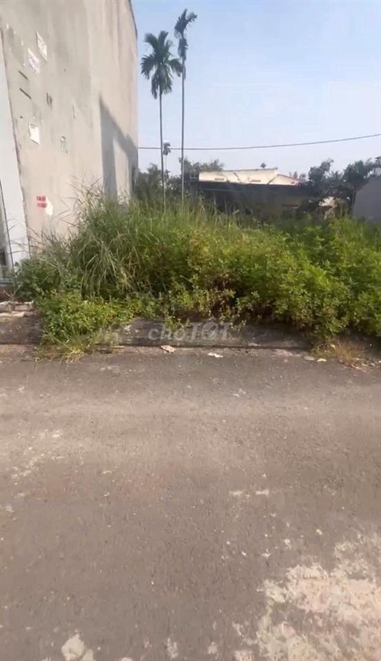 BÁN ĐẤT DÂN CƯ HIỆN HỮU NGAY NGÃ 3 ĐƯỜNG LONG THUẬN QUẬN 9.
