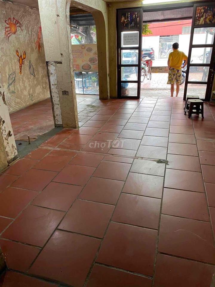 Nhà mặt phố 104 nhà B Ngọc Khánh - chính chủ