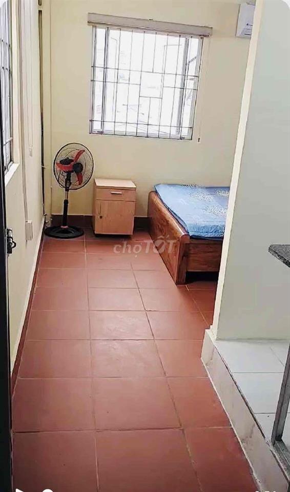 CHO THUÊ NHÀ CHÍNH CHỦ Ngõ 279 Đội Cấn đi thông 158/193 Ngọc Hà BĐ HN