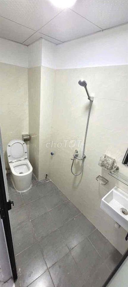 🏡 PHÒNG KHÉP KÍN – CÓ THANG MÁY 💰 Giá: 4triệu/tháng  📍 Địa chỉ: Số