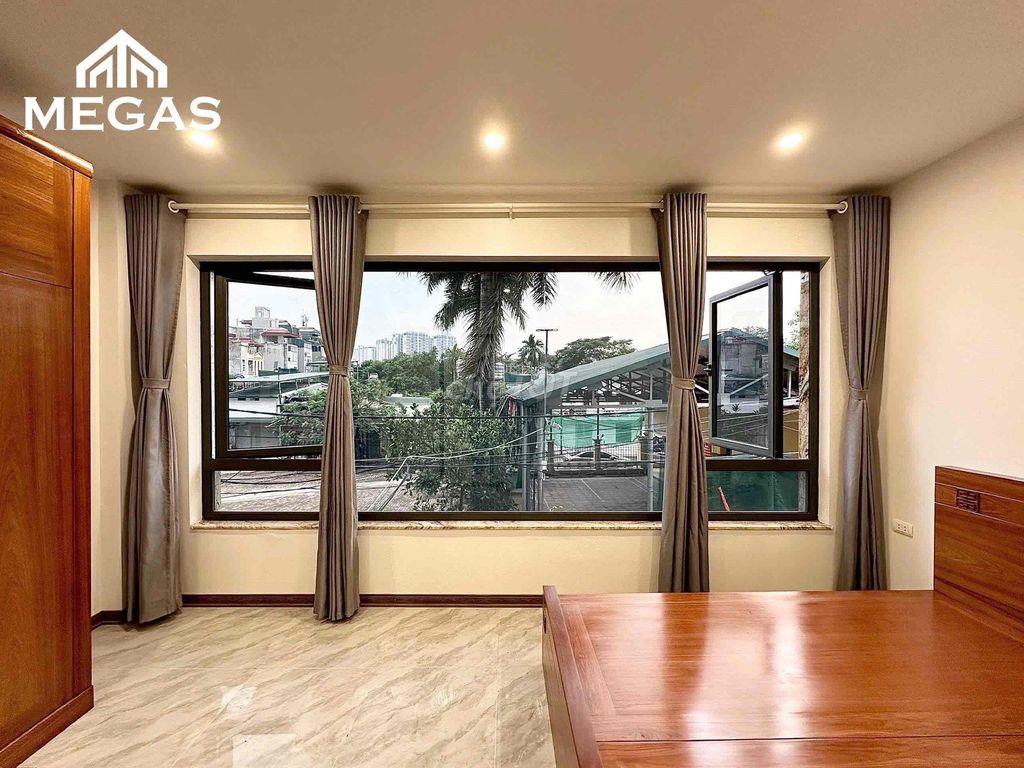 BÃI ĐỖ Ô TÔ TRƯỚC CỬA 1N1K 45M2 FULL ĐỒ NGAY LOTTE TÂY HỒ